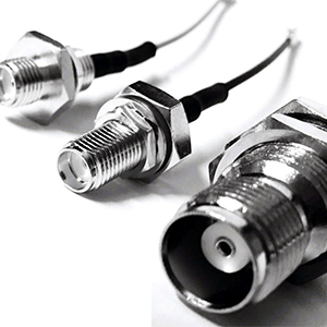 Foto Ensamblajes con nuevas opciones de conector de cable coaxial